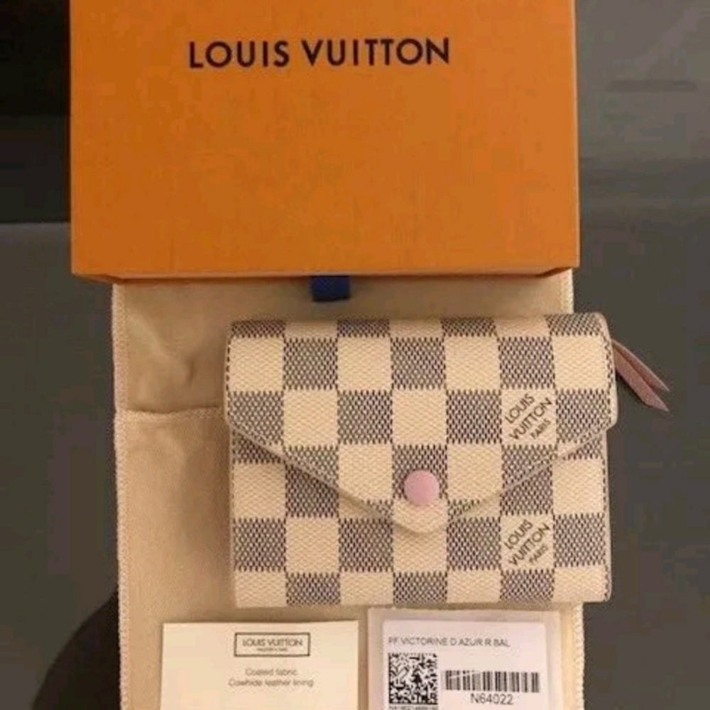 Louis vuitton wallet